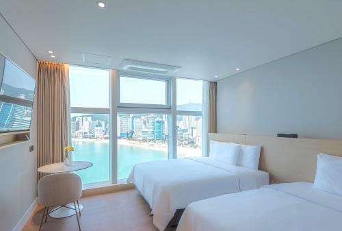 Hotel Marine view Room Type - Double or Twin Room