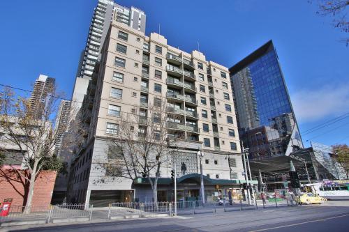 HarbourView Apartment Hotel (now Arrow on Spencer)