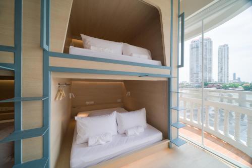 BEAT Warii Hostel at Chaophraya River, Bangkok