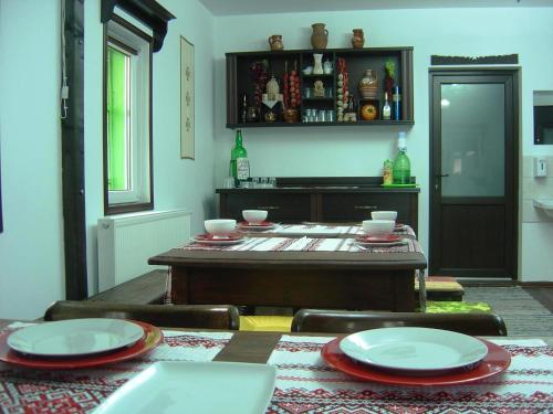 Iekārtas, Casa Lia in Valea Putnei