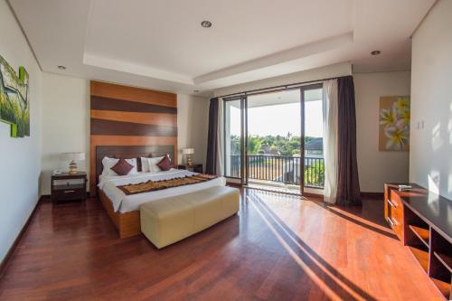 Three Bedroom Villa with Private Pool