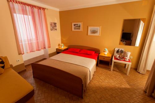  Guest House Floreus Cres in Cres