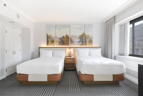 Capital Hilton - image 9