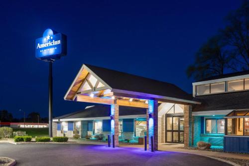 AmericInn by Wyndham Chippewa Falls in Chippewa Falls, USA