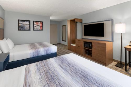 AmericInn by Wyndham Chippewa Falls - image 14