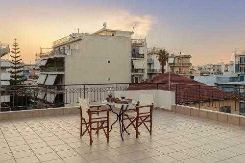 Spacious Urban Haven-Family Home, Perfect location - Πλάτωμα
