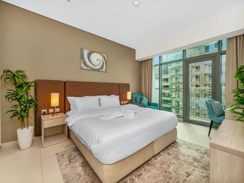 Palm Jumeirah Beachfront apartment with rooftop Infinity pool and Atlantis view, Dubaj (zdjęcie 6)