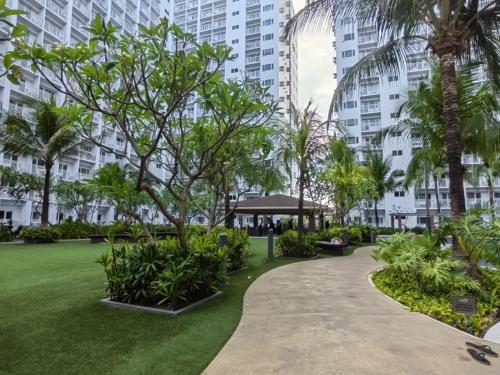 Shore Residences - Cozy 1BR Apartment near MOA, Manila