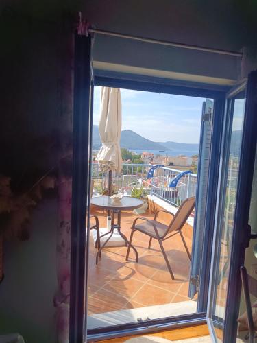 Maria GuestHouse in Aliveri