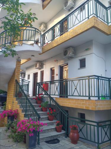 Exterior view of Panorama