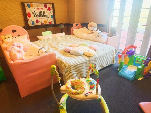 room detail thumbnail 1