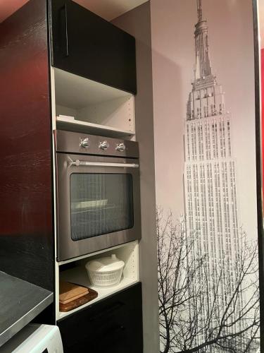 Kitchen, One Bedroom Apartment Centre Lyon in Provinces-Chavril