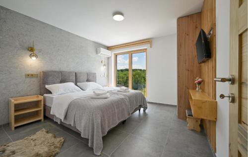 Beautiful Home In Maglenca With Sauna in Leticani
