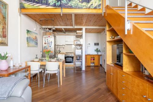 Parioli Suite-duplex apartment, Рим