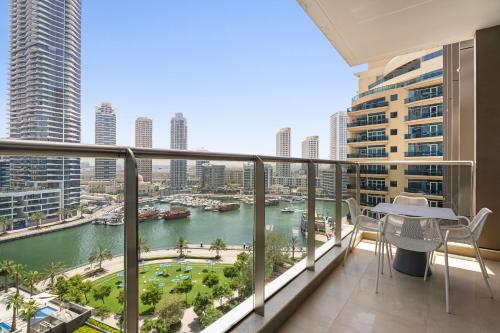 VayK - Premium 2BR Stay in Dubai Marina - image 8