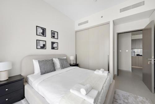 VayK - Refined & Trendy 1BR in Downtown Dubai, Дубай (фото 9)