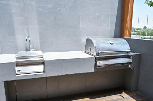 Brand New Modern Fully Furnished JVC Studio, Dubai (foto 10)