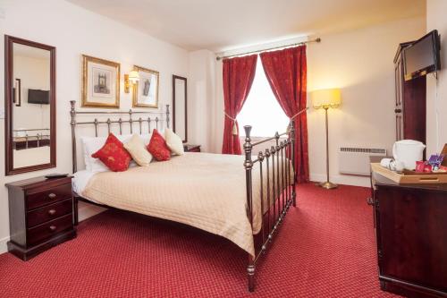 The George Hotel