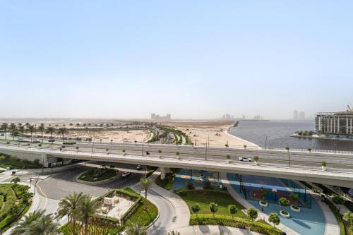 VayK - Stunning 1BR with Breathtaking Views - image 2