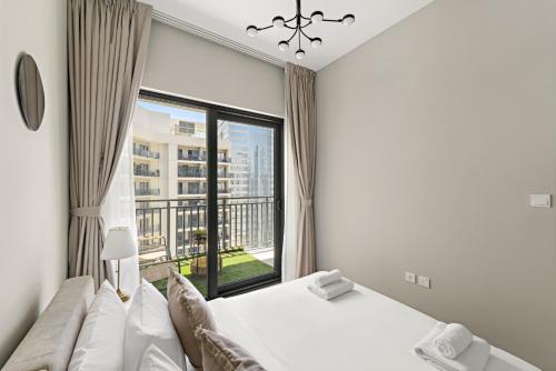 VayK - Stylish 1BR in Business Bay - main image