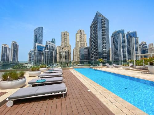 VayK - Ocean View 1BR in the Heart of Dubai Marina - image 7