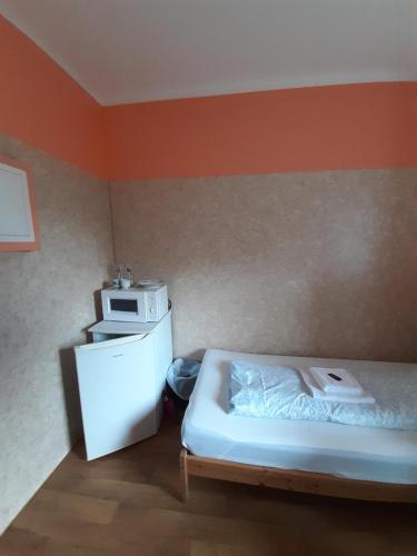 2-Rent Group Hostel Rooms&Apartments TUB19A
