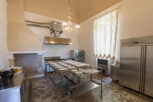 VILLA CAPOZZA 18&2, Emma Villas, Casarano (Foto 4)
