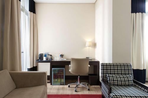 NH Avenida Jerez - image 5