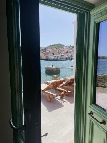 設施, NUMĒNIA Seafront Property (NUMENIA Seafront Property) in 哈爾基