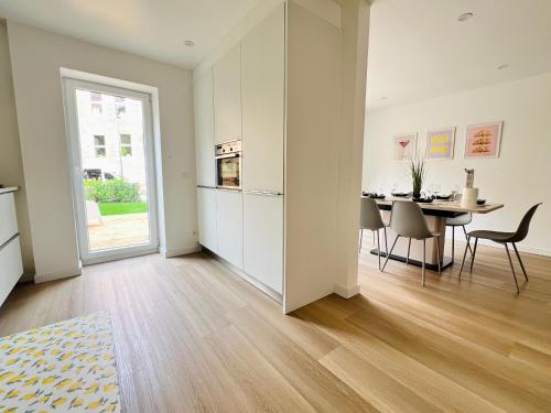 Duplex 3 Chambres - Jardin - Terrasse - Parking au pied du duplex, Lutych (fotografie 7)