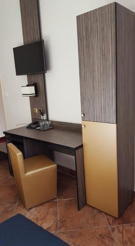 Hotel Montenegro - image 4