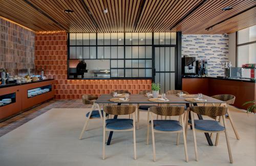 餐厅, Impressive Playa Granada Golf in 莫特瑞尔