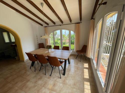 Villa Jose - three bedroom with private pool - by Holiday Rentals Villamar