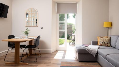 Cambridge House - Cottage Number One gîte à louer Outer Tours