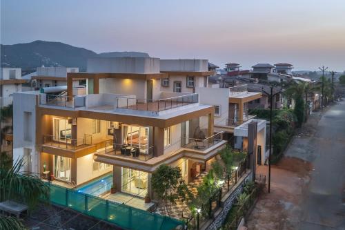 Retro Visawa Villa for Group Holidays in Lonavala