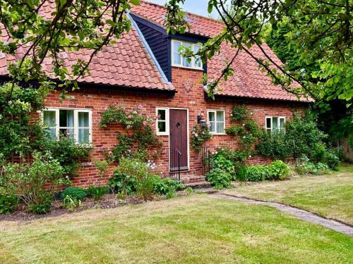 Locks Lane Cottage