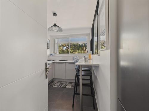 Apartment image 10