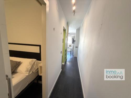 One-Bedroom Apartment image 6