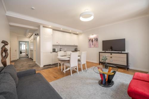 Three-Bedroom Apartment room in Twin apartments 3 Bedr by Reside Baltic
