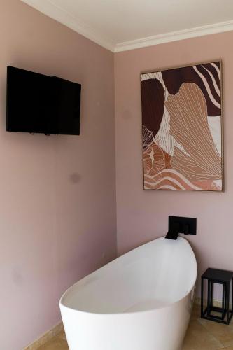 Arrifana Destination Boutique - image 4