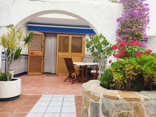 VERA BEACH - Beachside with pool, wifi and AC, Vera (zdjęcie 8)