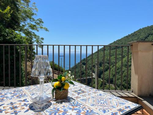 Rooms Hub Costa d'Amalfi - Vietri sul Mare in Vietri Sul Mare
