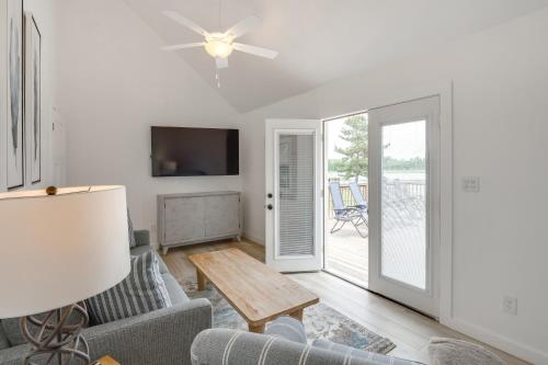 Group Getaway Lakefront Retreat in Fayetteville! in Fayetteville (TN)