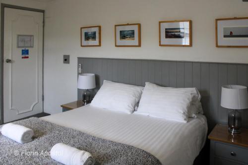1 double bed