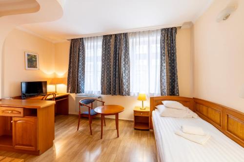 Hotel Pannonia - image 2