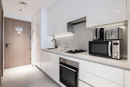 Elegant Cozy Studio Canal View, Dubaj (zdjęcie 6)