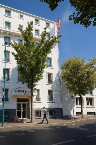 Hôtel Albert Elisabeth Gare SNCF - Tap to explore photos