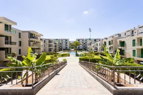 Three spacious apartments 150m from the Las Americas promenade 3