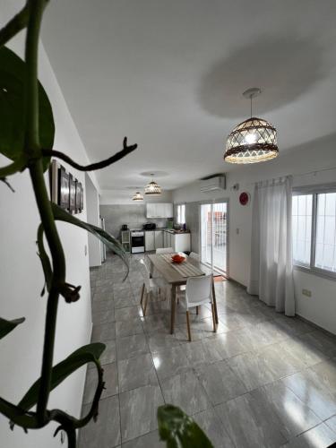 Departamento con patio y garage