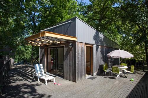2 bedrooms, 4 beds
